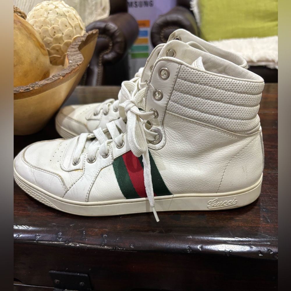 Gucci Men's White High-Top Sneakers - Picture 5 of 10
